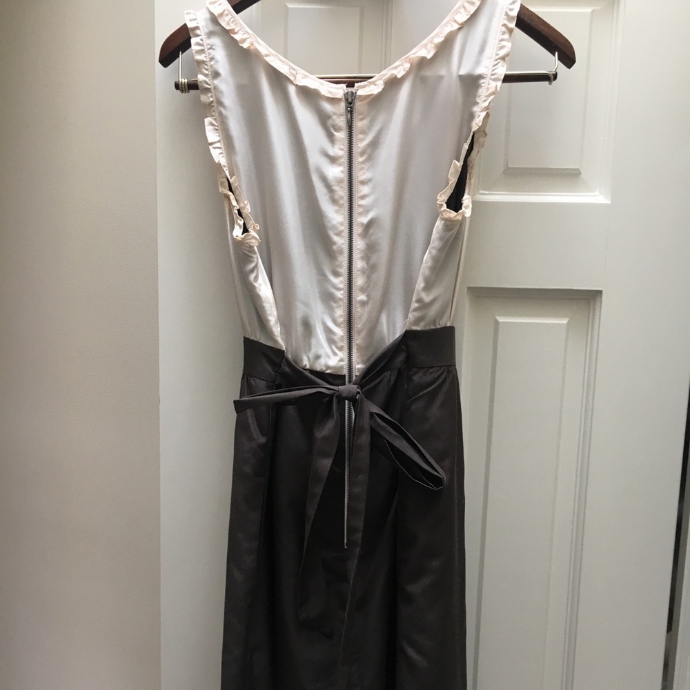 SCALLOPED HEM / RUFFLE TOP DRESS - Picture 2 of 2